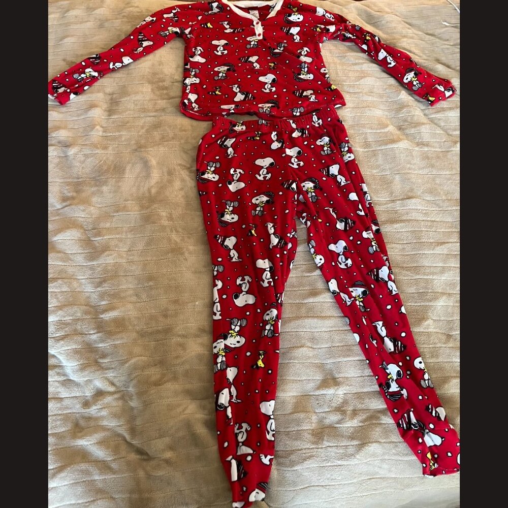 Snoopy Women's PJ Set Size S – Peanuts Print‎ Sleepwear, Cozy Cotton PJs